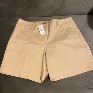 NWT Ann Taylor Metro Khaki shorts